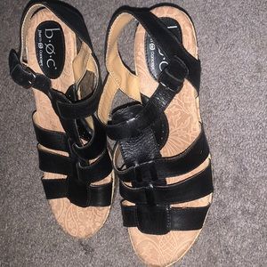 b.o.c Born Concept wedge sandal size 9